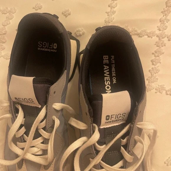 Figs new balance 327 - Picture 8 of 9
